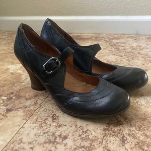 Naya Jupiter Black Leather Mary Jane Heels Anthropologie - size US10M
